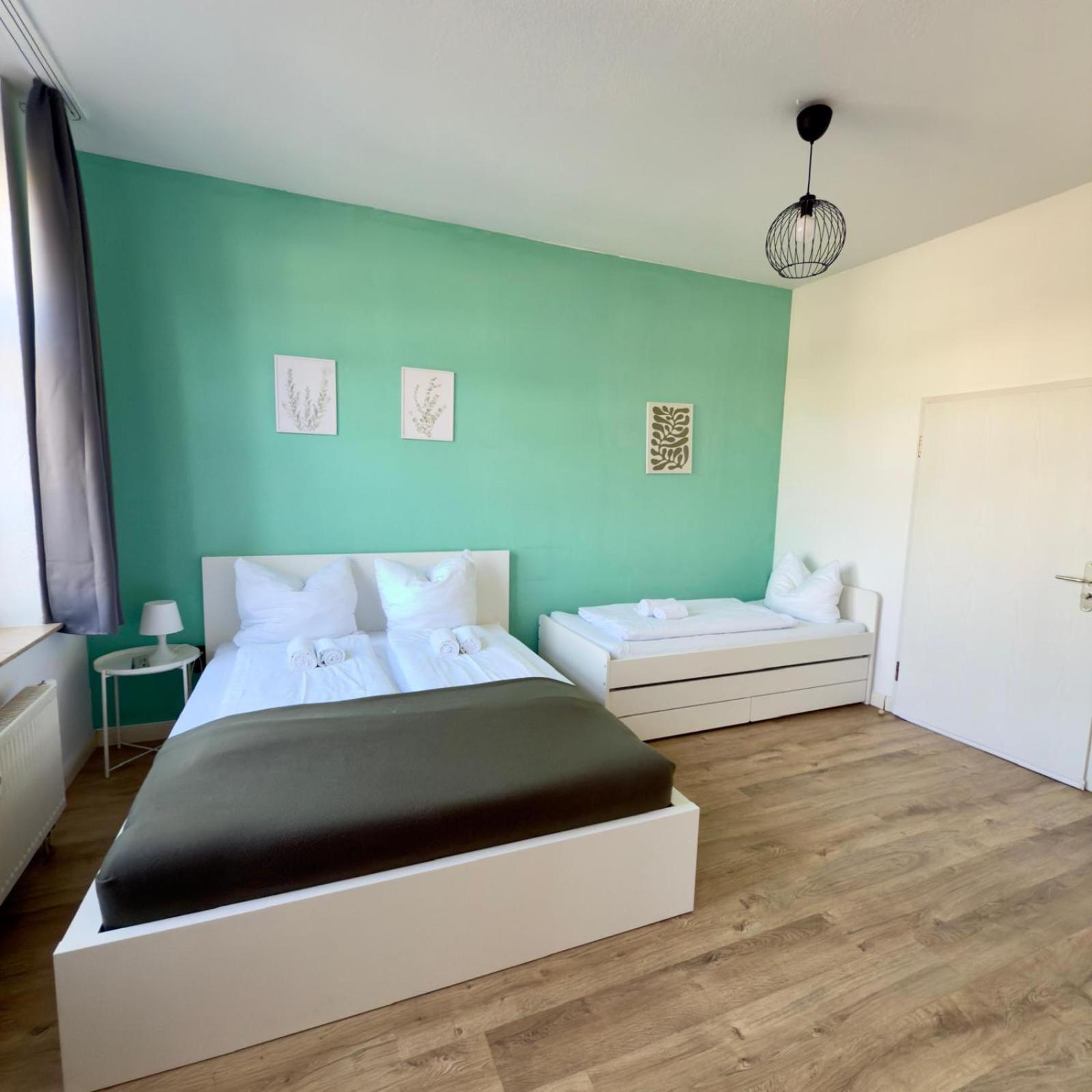 Raha Apartments - Charmantes Studio-Apartment - Hbf - Gratis Parkplatz Ерфурт Екстер'єр фото